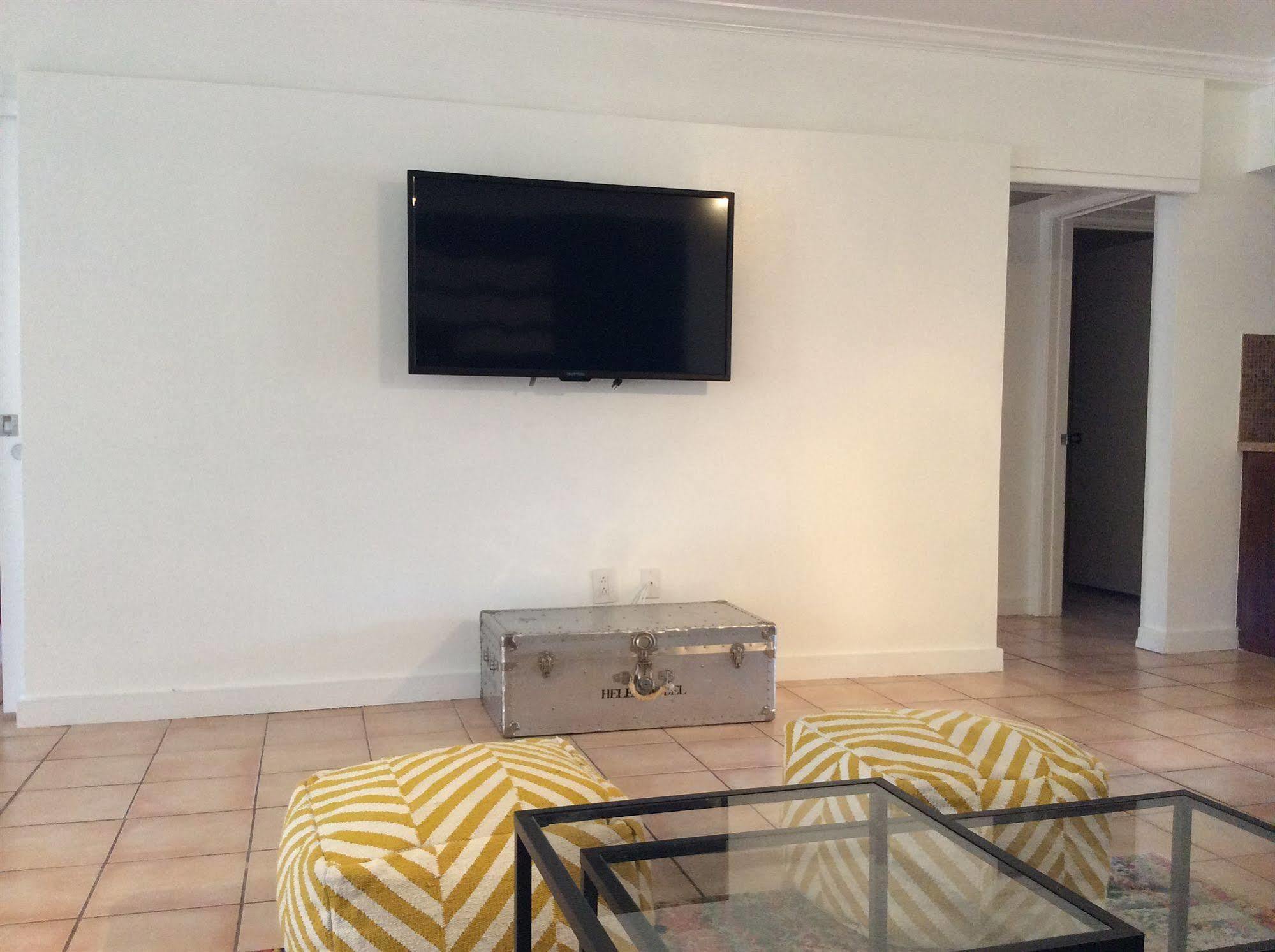 Modern Downtown Condo Palm Springs Esterno foto