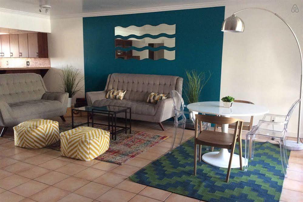 Modern Downtown Condo Palm Springs Esterno foto